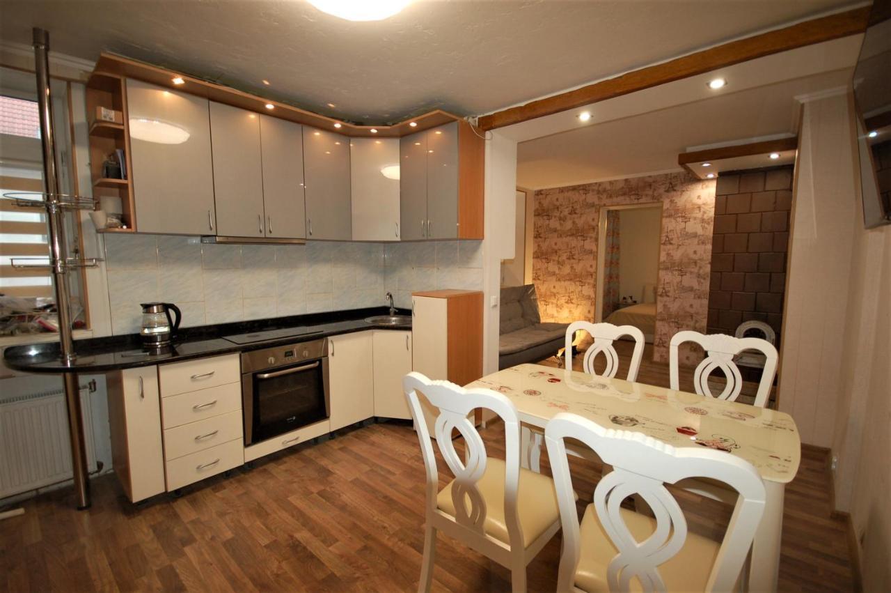 Ludvika Elegance Apartment Лиепая Экстерьер фото