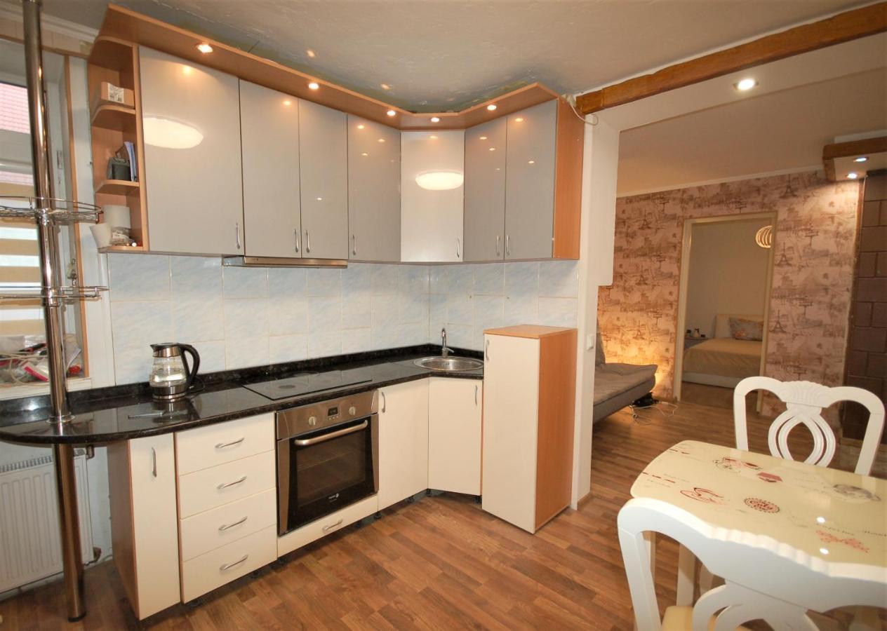 Ludvika Elegance Apartment Лиепая Экстерьер фото
