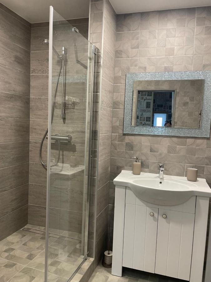 Ludvika Elegance Apartment Лиепая Экстерьер фото